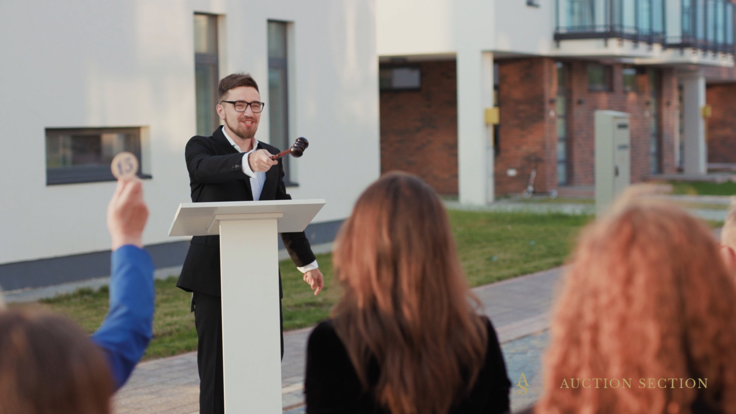 Bid at a Real Estate Auction